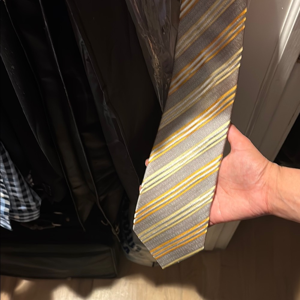 Gray and Yellow Striped Men's Tie. Verdi Italian brand